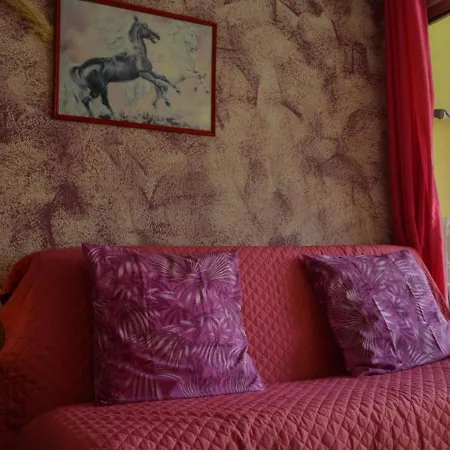 Cap D'agde: Appt 2 Pieces, 4 Couchages A 100m De La - Fr-1-249-68 *