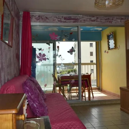 Cap D'agde: Appt 2 Pieces, 4 Couchages A 100m De La - Fr-1-249-68 Apartment Agde
